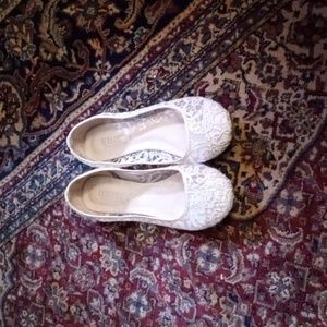 David's Bridal De Blossom Collection, White, Lace, flats, size 9